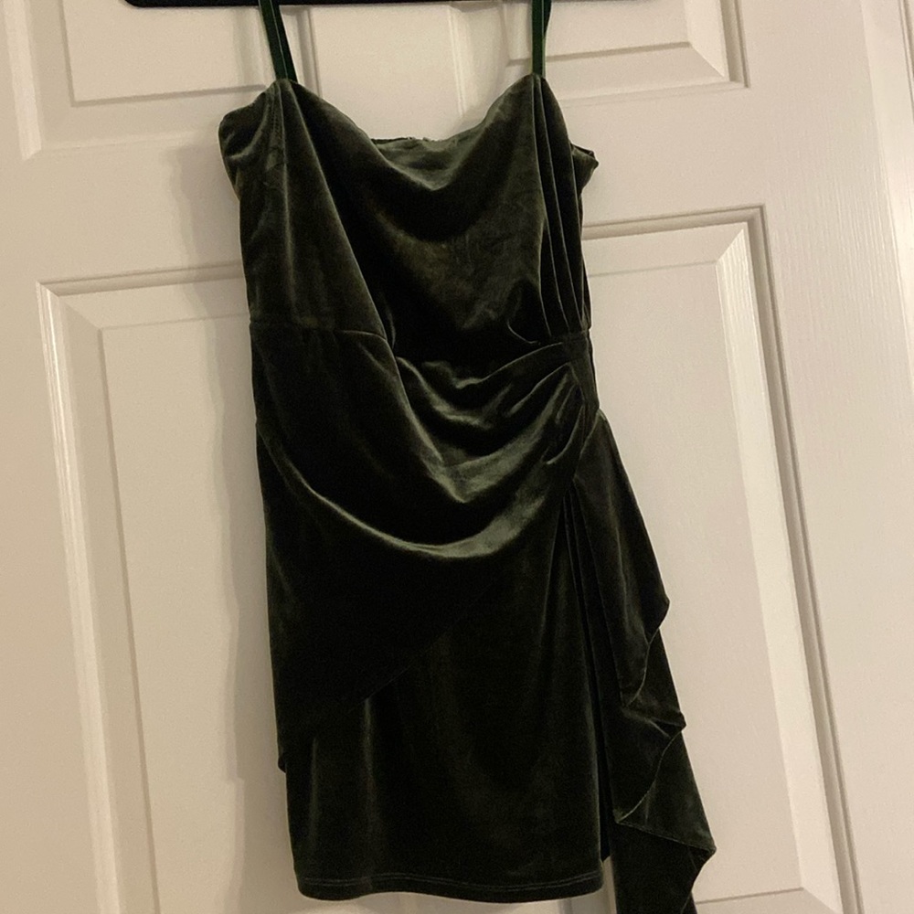Majorelle Asbury Velvet Green Mini Dress - Picture 2 of 5